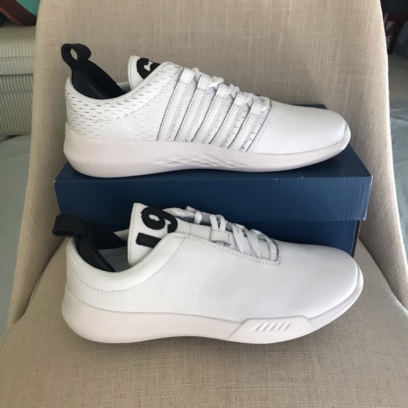 K-Swiss Gen-K Icon Sneaker - Men - Picture 3 of 12